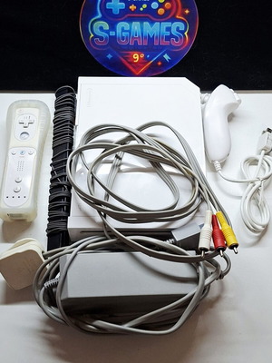Nintendo Wii τροποποιημένο πλήρες σετ μεταχειρισμένο με ελαττωματικό οδηγό και παιχνίδι Castlevania
