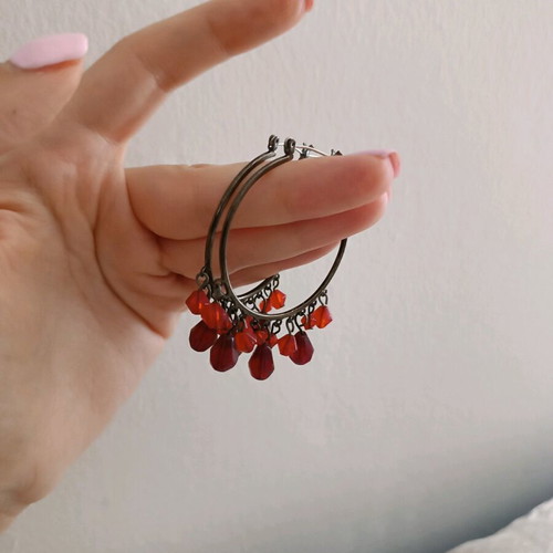 Hoop earrings with red stones like new