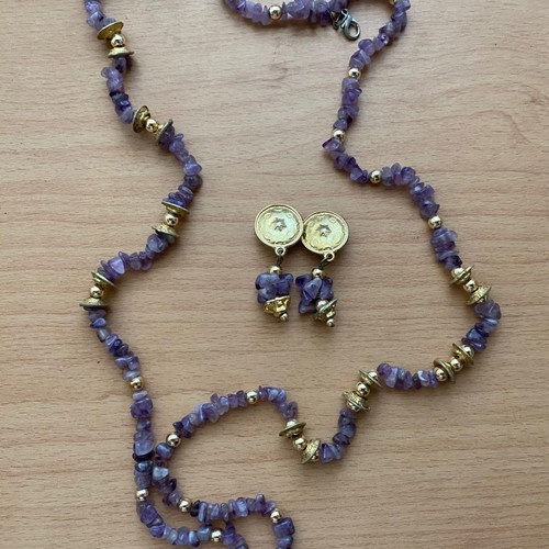 Jewelry set new with purple semi-precious stones
