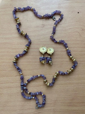 Jewelry set new with purple semi-precious stones