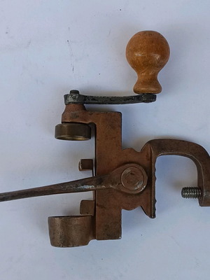 Εργαλείο για φυσίγγια παλιό