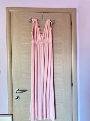 Long dress in light pink color like new, size M