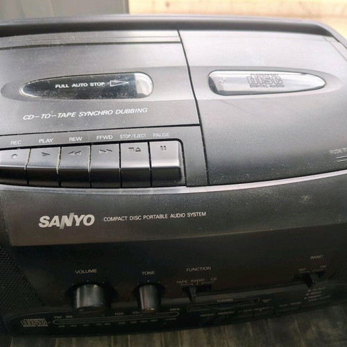 Sanyo Portable Stereo System like new