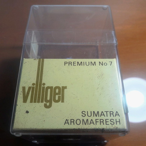Plastic cigarette box used, collectible from Tsigarilos