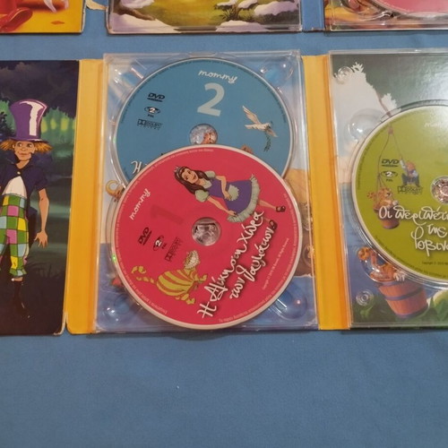 PACKAGE 8 DVD Classic Fairy Tales in 4 Cases (Little Red Riding Hood, Wolf, Alice, etc.) + GIFT