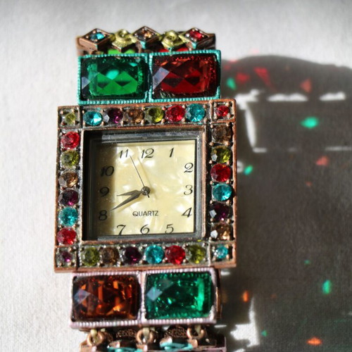 Antique diamond watch new with zircon crystals RQ100