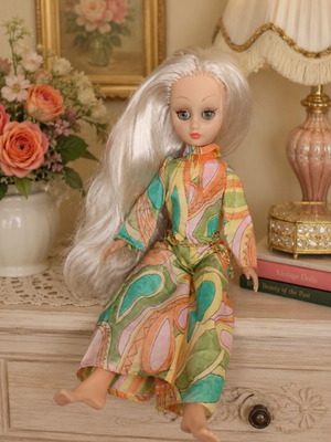Κούκλα Bella Fashion Doll Απέργης vintage ελληνική 40 εκ. μεταχειρισμένη