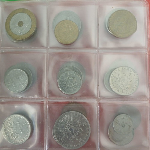 Coin collection used, 90 coins from various countries with case
