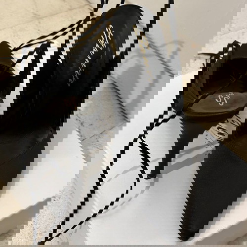 Μαύρες γόβες Sante ελληνικής κατασκευής, νούμερο 39, καινούργιες