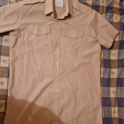 Military shirts pack of 2 like new, one short sleeve and one long sleeve