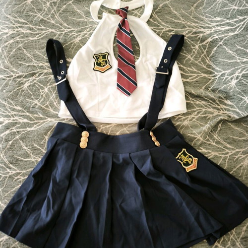 Women’s set top and mini pleated skirt Shein new