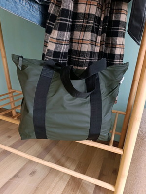 Tote bag Rains original like new, green