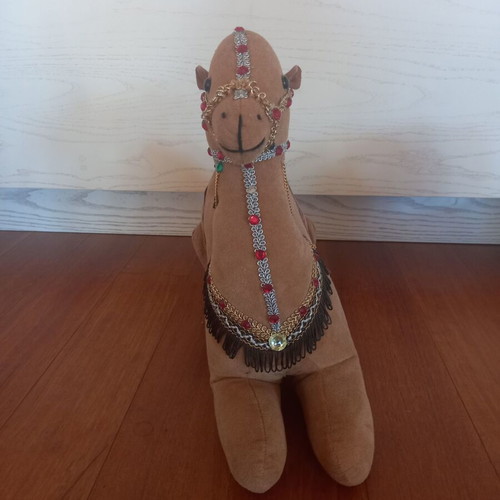 Christmas camel used, 37 cm height 41 cm length