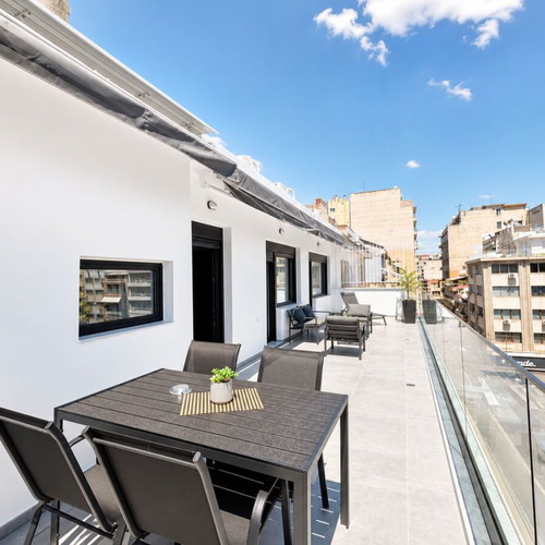 Apartment 2 bedrooms renovated penthouse with large terrace in Thessaloniki center