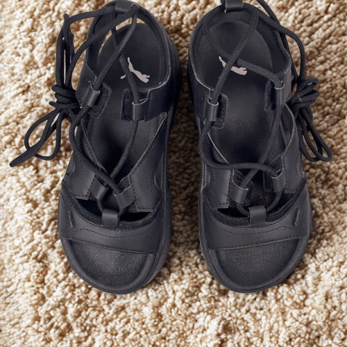 Puma Mayze sandals like new, size 37, black platform