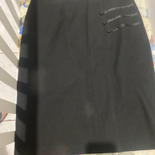 Skirt like new, black, size XL 42 14