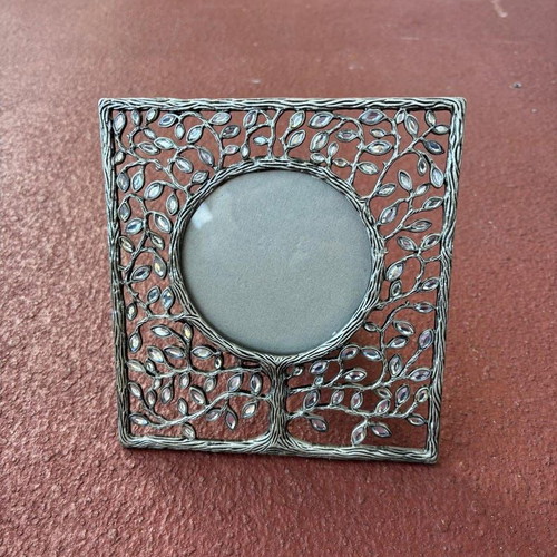 Picture Frames pack of 12 like new, vintage metal and decorative styles