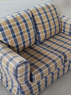 2-SEATER SOFA, IN EXCELLENT CONDITION
