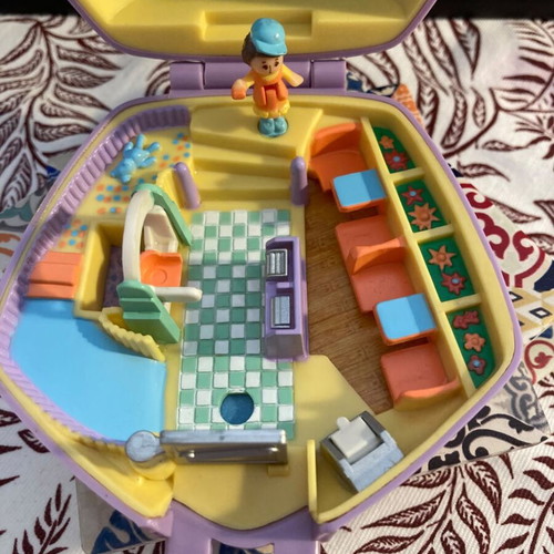 Bluebird Polly Pocket complete, like new