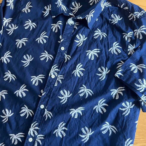 H&M shirt blue with white palm trees XL like new
