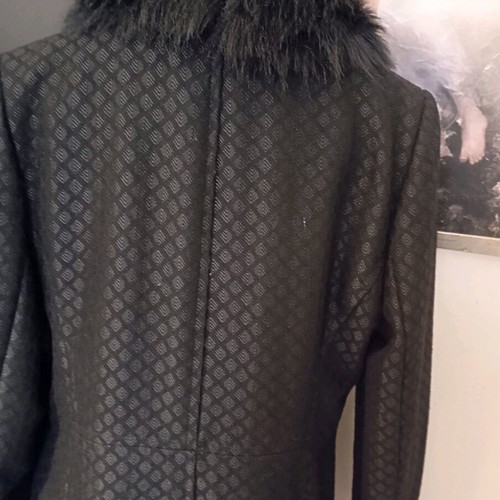 Woolen women's coat like new with fur collar, black, size M/L