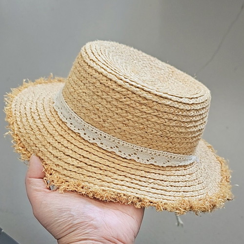 Zara children's hat like new, size 50cm, beige