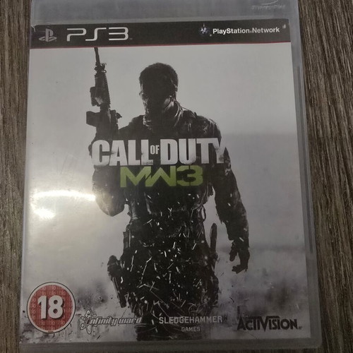 Call of Duty 4 Modern Warfare Trilogy PS3 game, like new