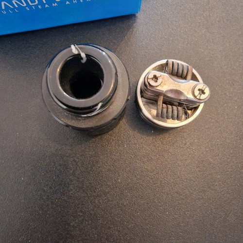 Vandyvape Lit RDA used with box and accessories