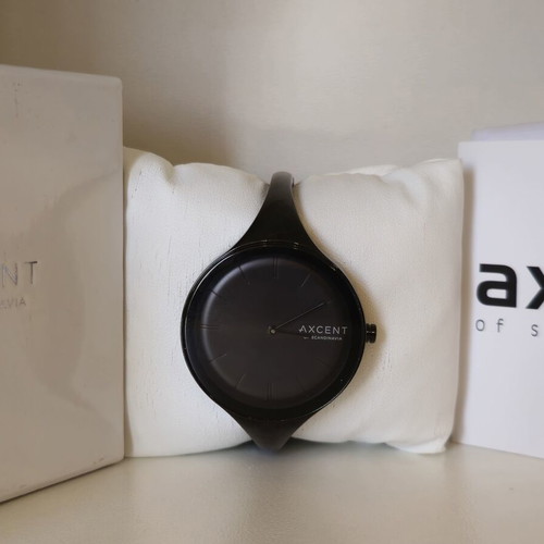 Axcent of Scandinavia women's bracelet watch like new, black