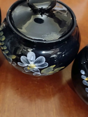Clay serving set like new