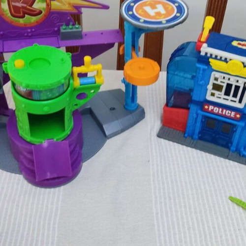 Super Things used assorted pieces