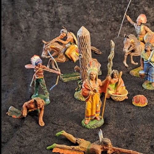 Lineol Indian figures used, 1930s