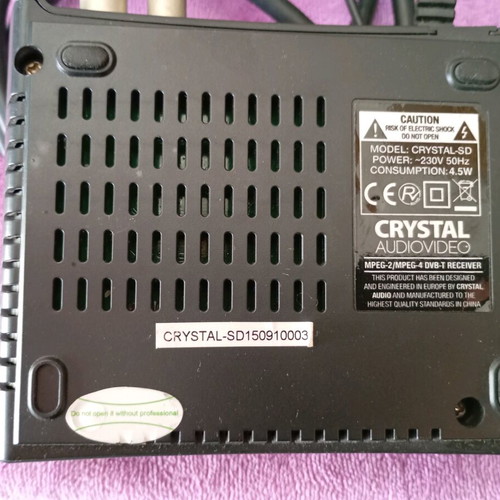 Crystal Audio decoder like new with SCART cable