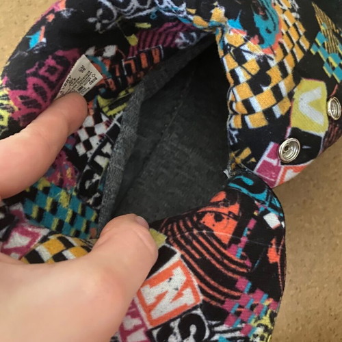 Vans versatile boots used, size 40-40.5, black with colorful patterns