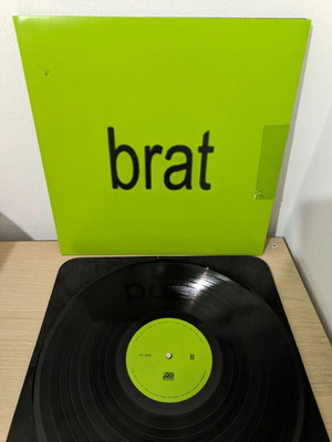 Charli XCX Brat LP used, electronic