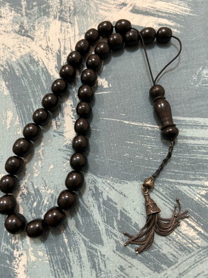 Komboloi used ebony wood with 31 beads and tassel