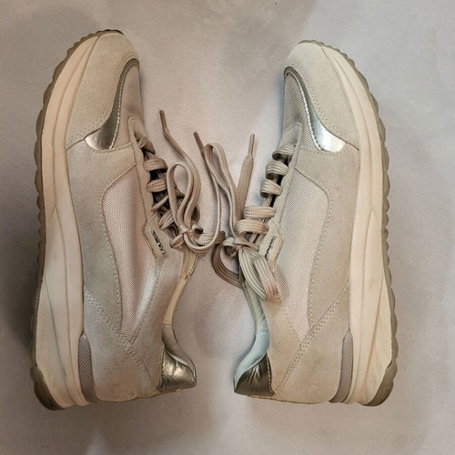 Geox sneakers size 37 like new, beige and gold