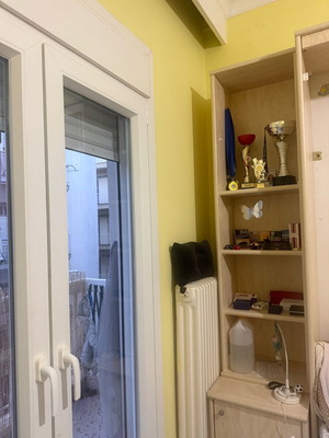 Έπιπλα Υφαντίδης μεταχειρισμένα για δωμάτιο με διπλή ντουλάπα, διπλό γραφείο και στήλη