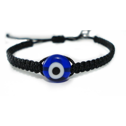 Flat eye macrame bracelet