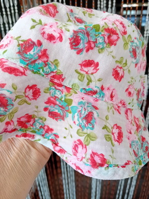 Baby girl floral hat like new
