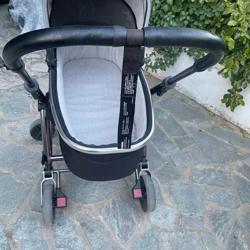 Mamas & Papas stroller like new with accessory set
