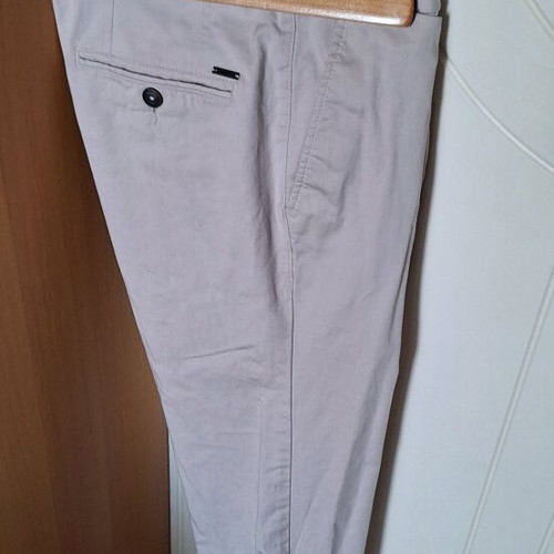 Manetti Pants – Classic and elegant in beige shade