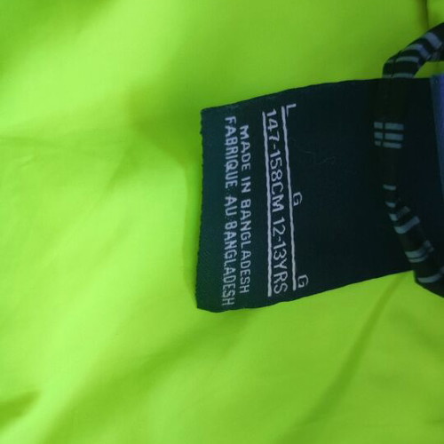 Nike sleeveless jacket like new, size 12-13