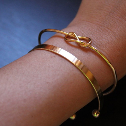 Bracelet set new handcuff style