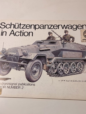 Schützenpanzerwagen in action βιβλίο μεταχειρισμένο στα αγγλικά