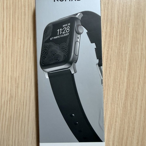 Nomad leather strap for Apple Watch 44/45/49 like new