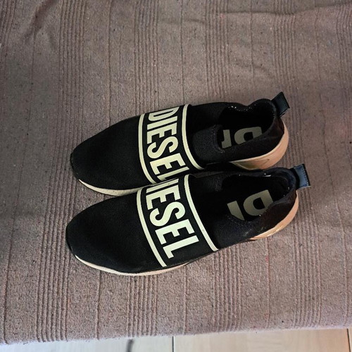 Diesel sneakers black and white like new, size 42.5