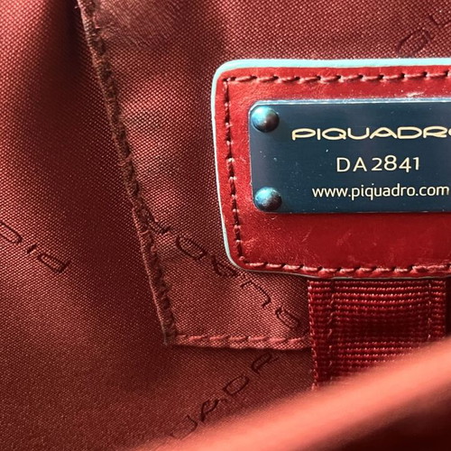 Piquadro leather briefcase for 15.6-inch laptop, like new, red