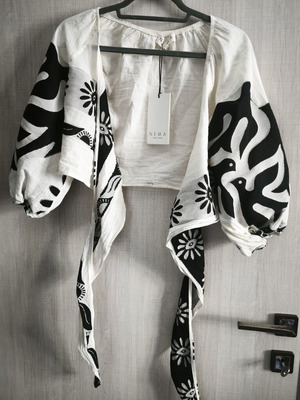 Nema Resort set new, black and white, size small