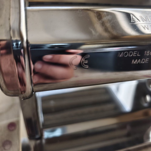 Pasta and Dough Machine like new, adjustable thickness, nickel-plated steel